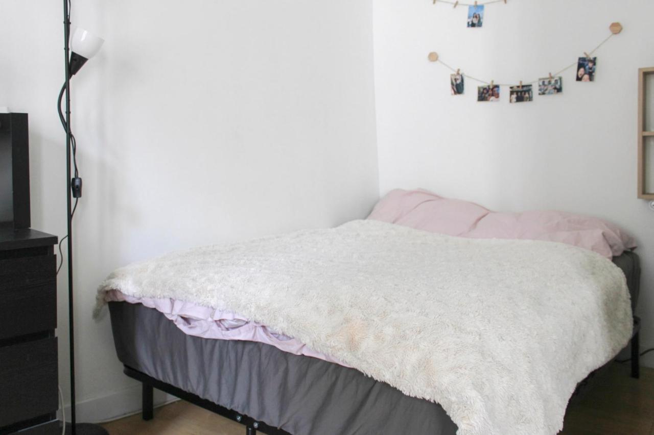 Appartamento A Cosy Little Nest In The 5Th Arrondissement Parigi Esterno foto