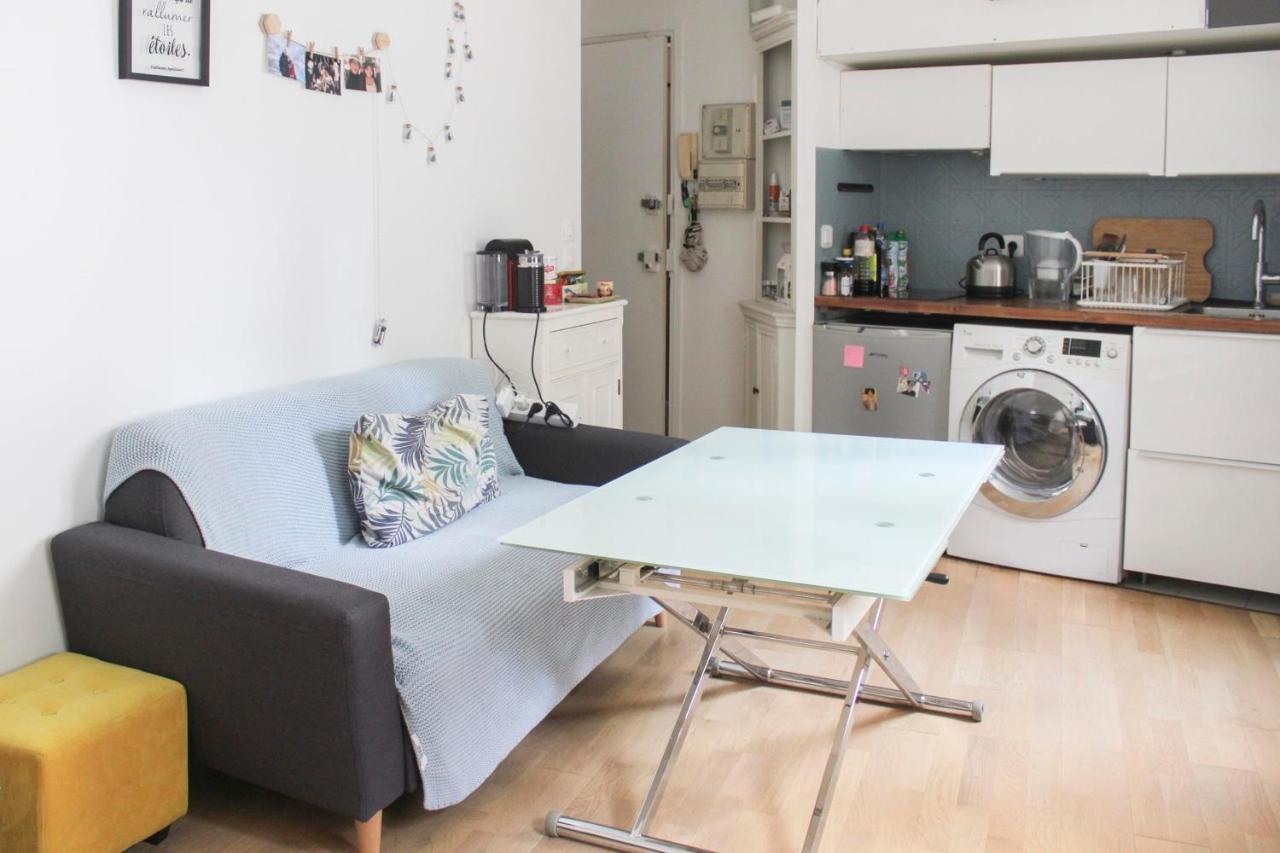 Appartamento A Cosy Little Nest In The 5Th Arrondissement Parigi Esterno foto
