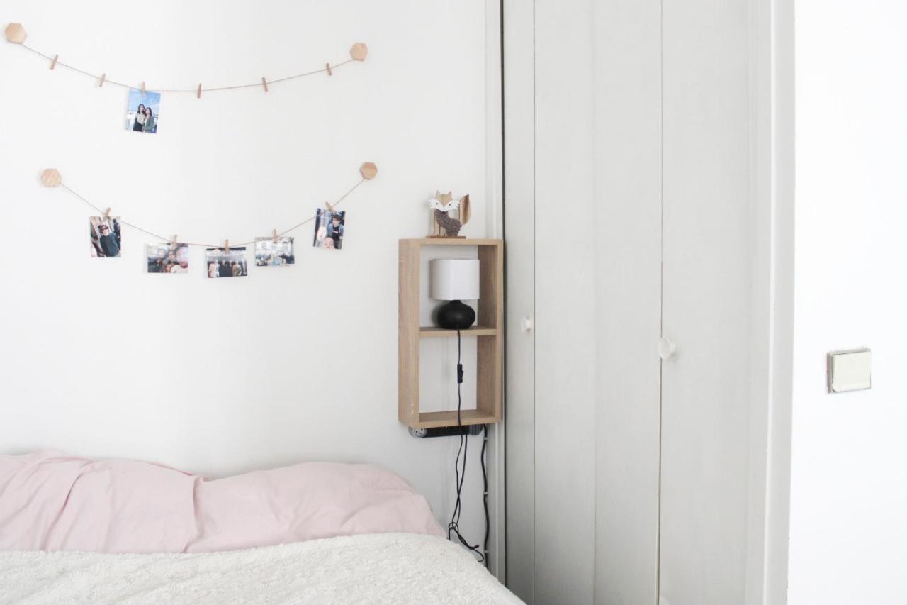 Appartamento A Cosy Little Nest In The 5Th Arrondissement Parigi Esterno foto