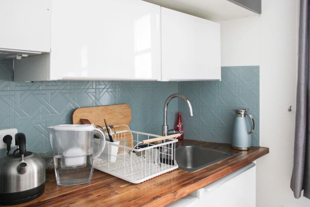 Appartamento A Cosy Little Nest In The 5Th Arrondissement Parigi Esterno foto