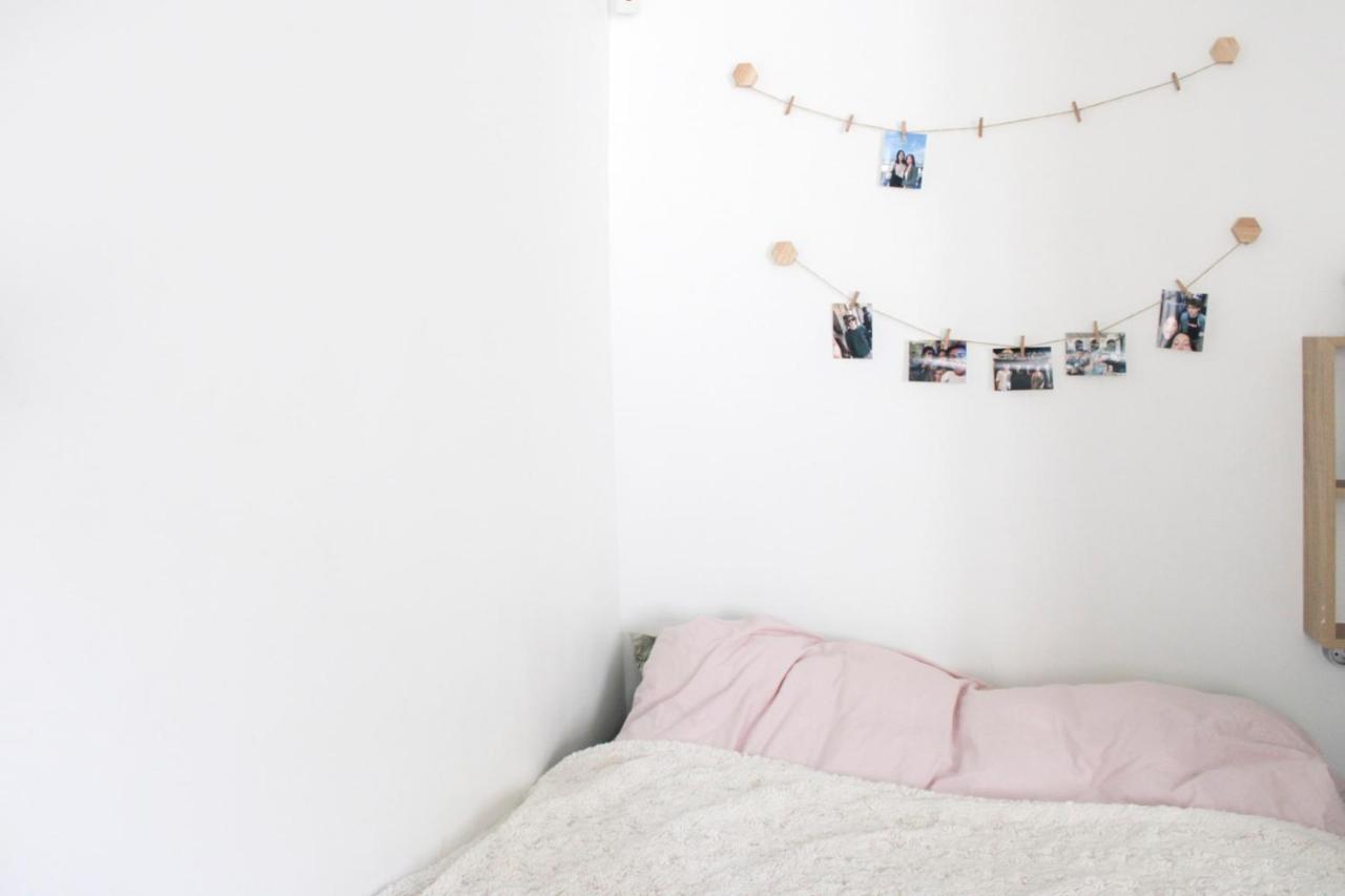 Appartamento A Cosy Little Nest In The 5Th Arrondissement Parigi Esterno foto